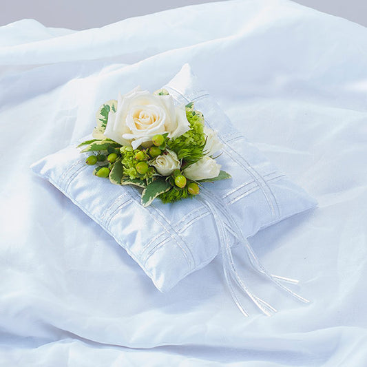 WHITE SATIN SQUARE PILLOW WITH WHITE ROSES